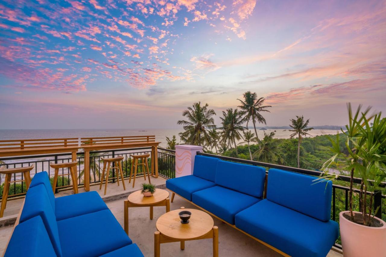 Outpost Beachfront Hotel 3*